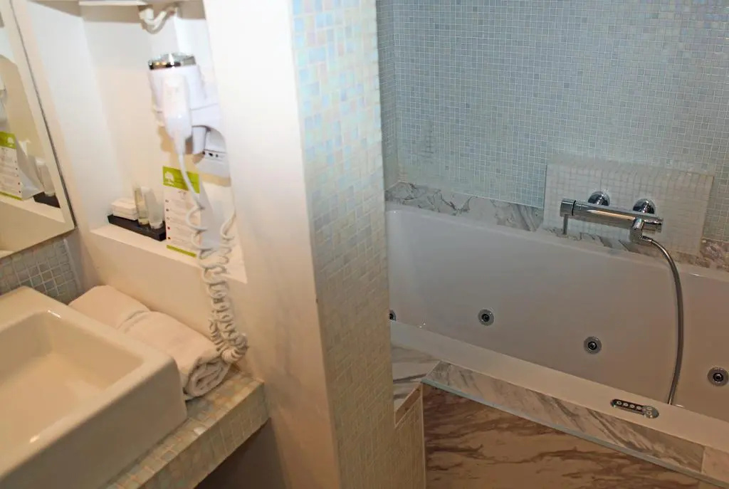 Hotel photo 25