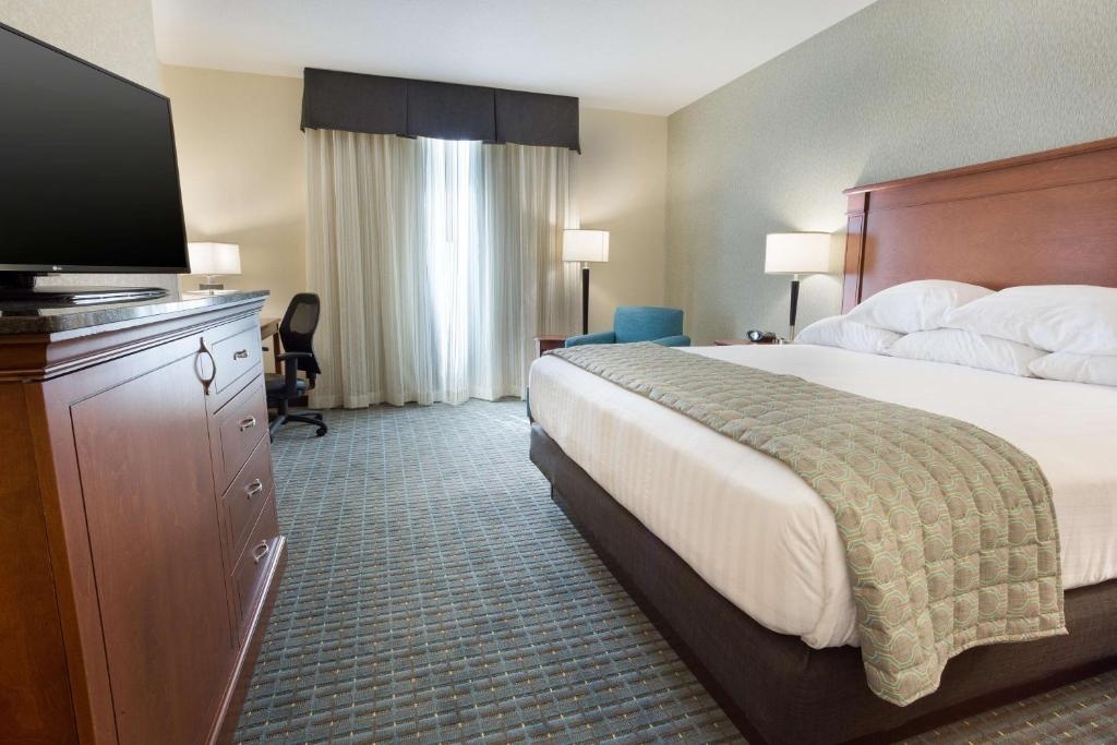 Drury Inn & Suites Grand Rapids - Chambres