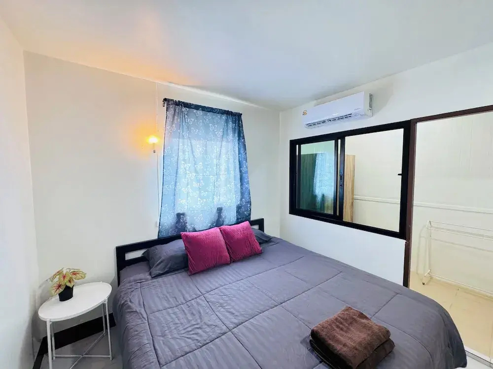 Standard room with balcony