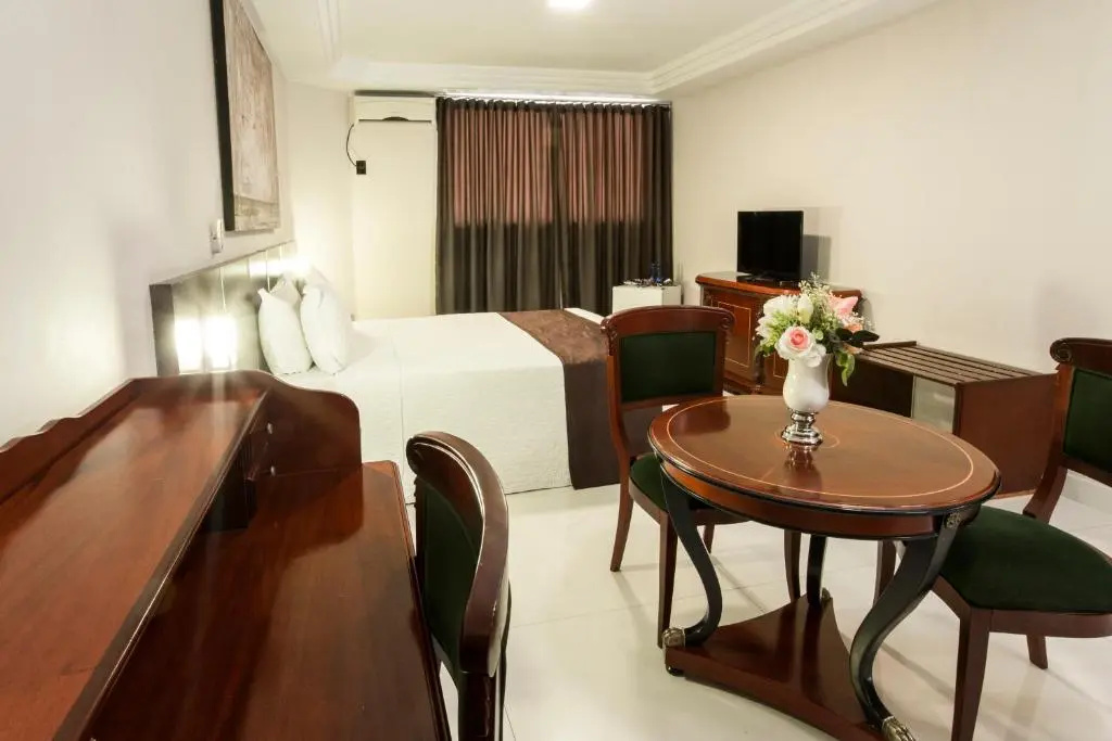 Crystal Plaza Hotel - Chambres