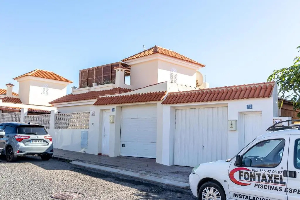Flatguest Pajara + 2 terraces + 9 PAX + Sea view