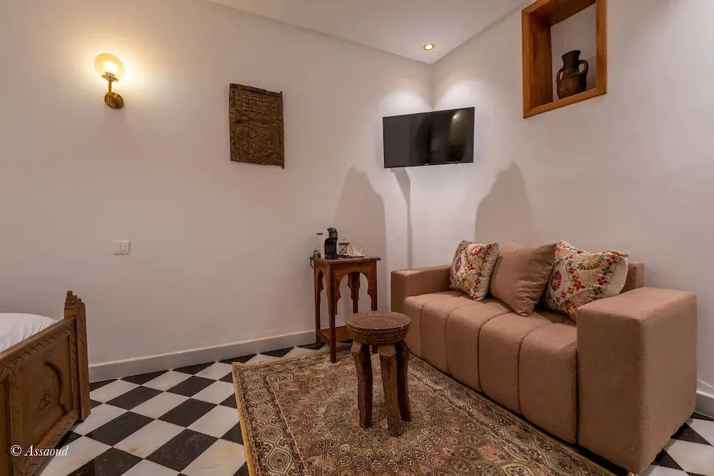 Comfort room