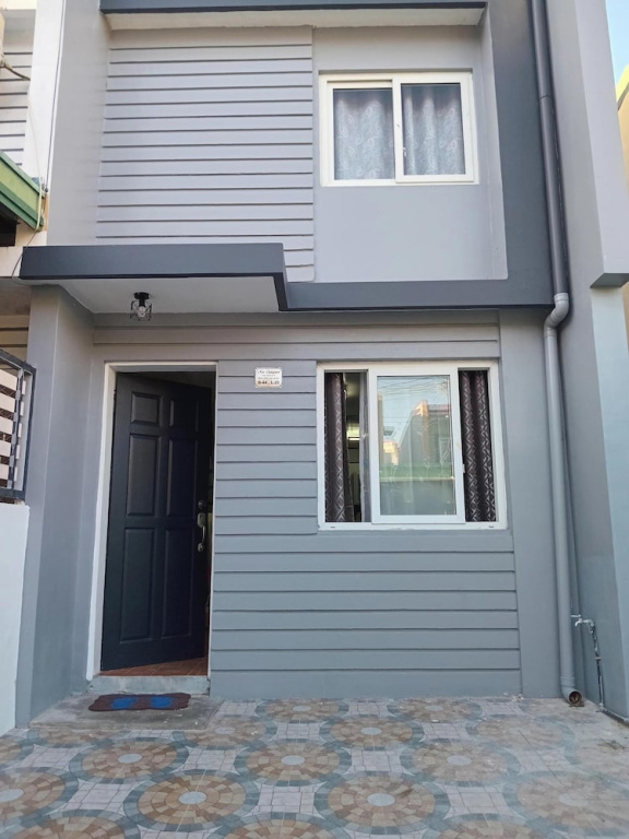3g's & C Calapan Transient House
