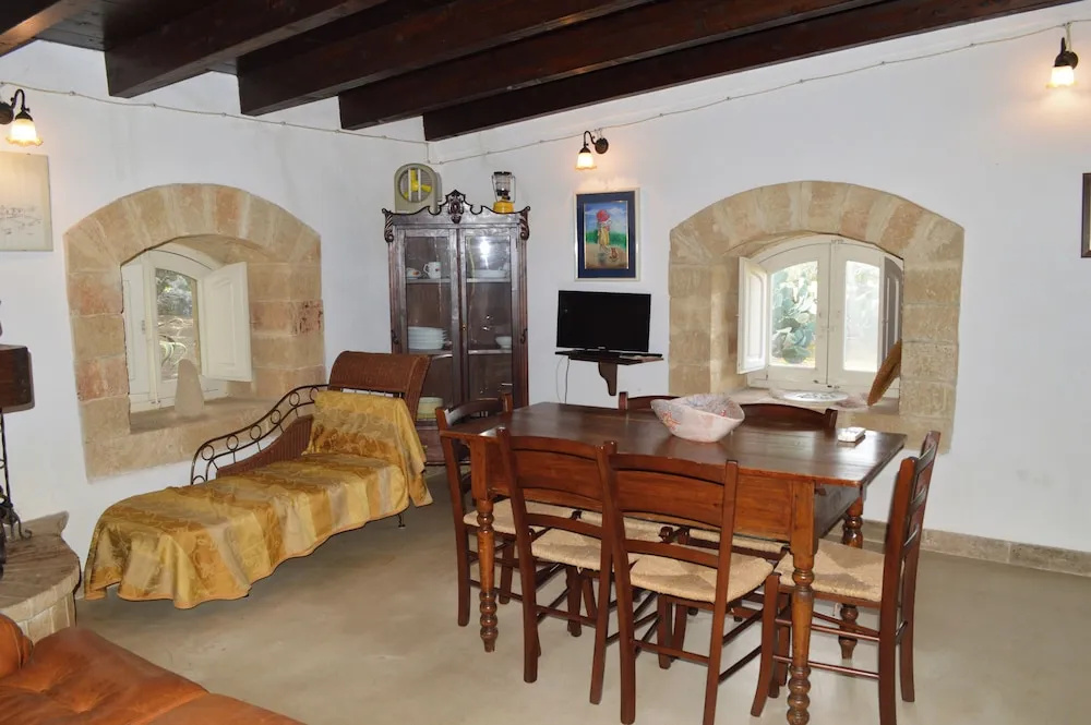 Superior Cottage