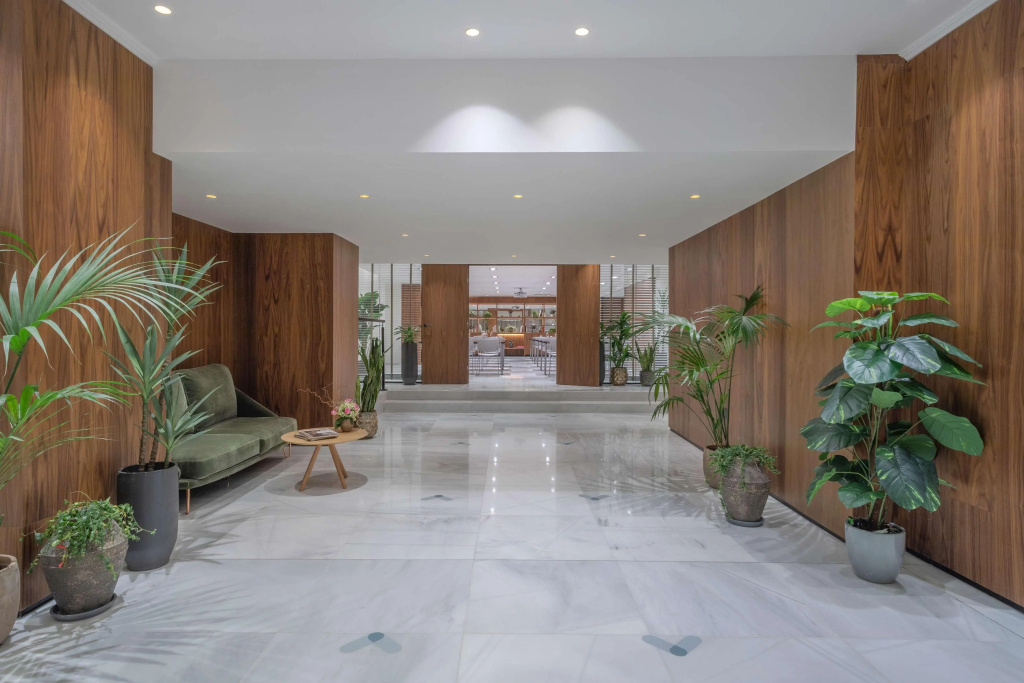 Melia White House Hotel — фото