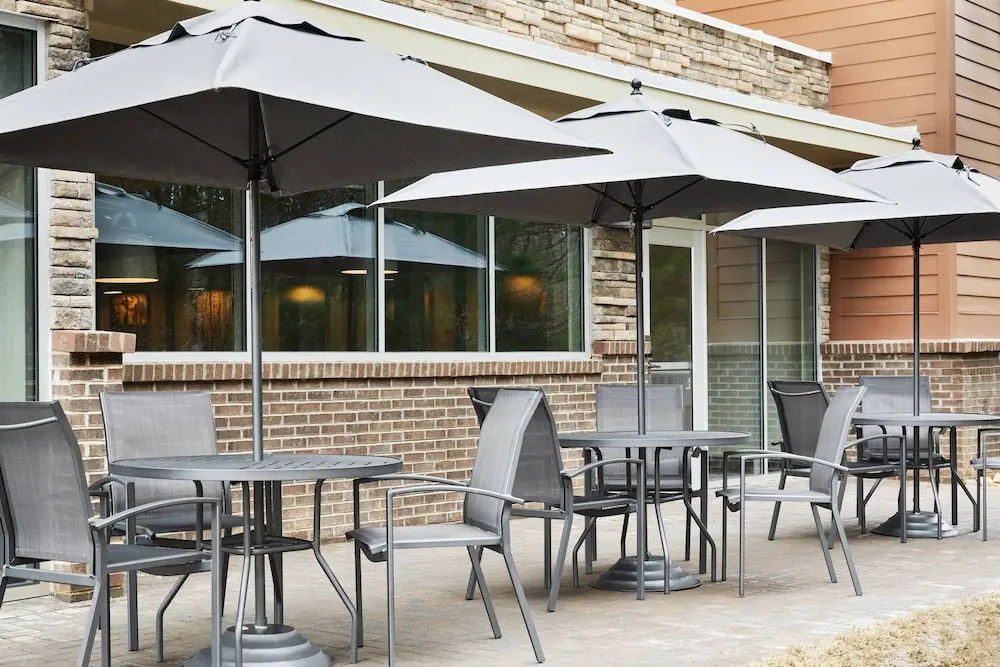 Fairfield Inn & Suites by Marriott Raleigh Wake Forest - 2