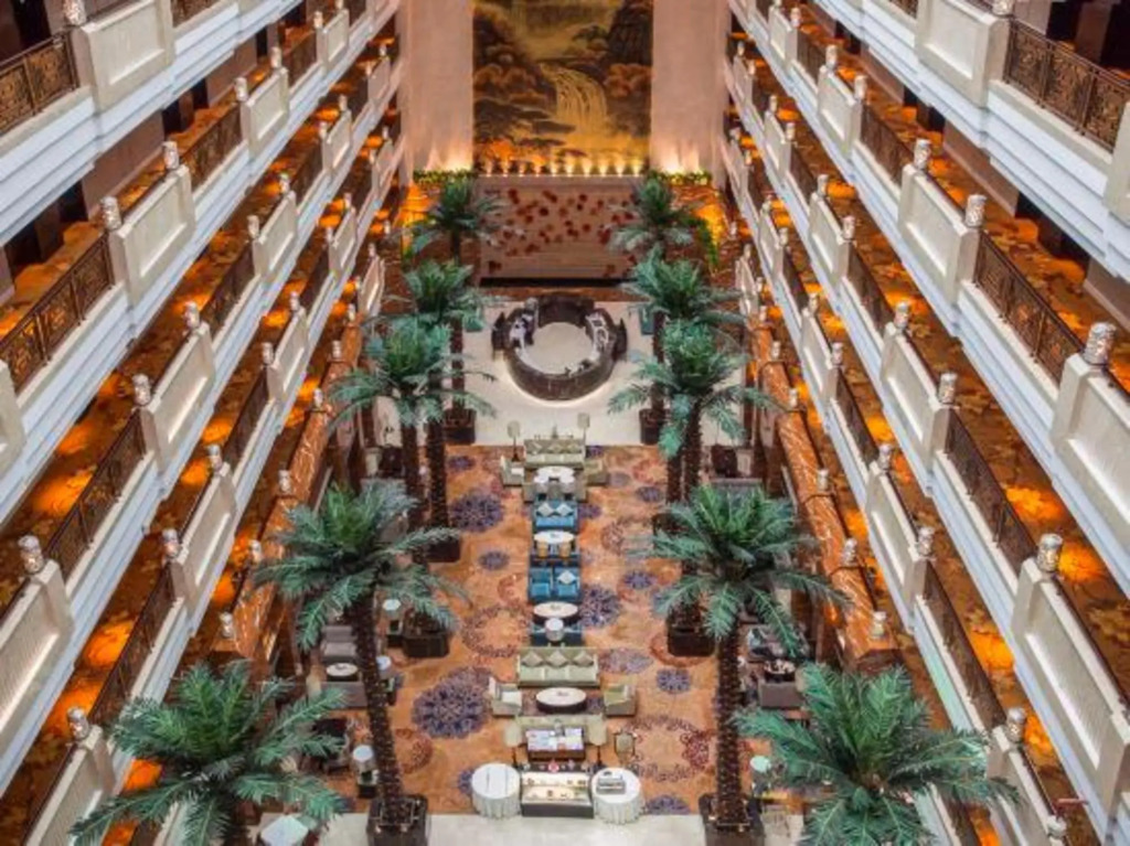 Tanglong International Hotel