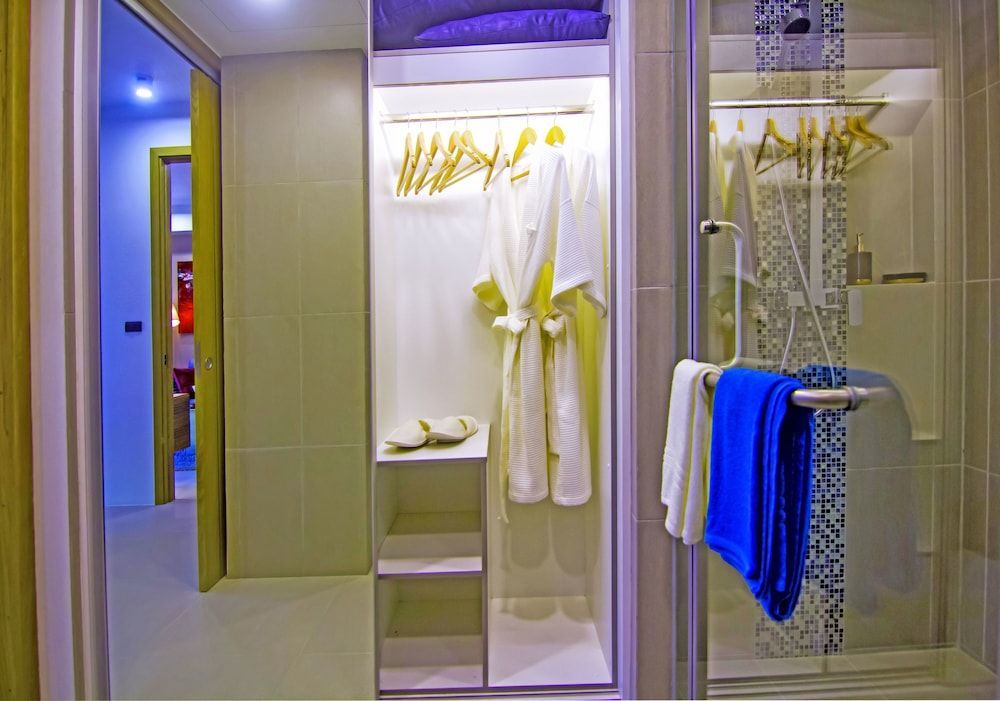 gallery_image_hidden_773