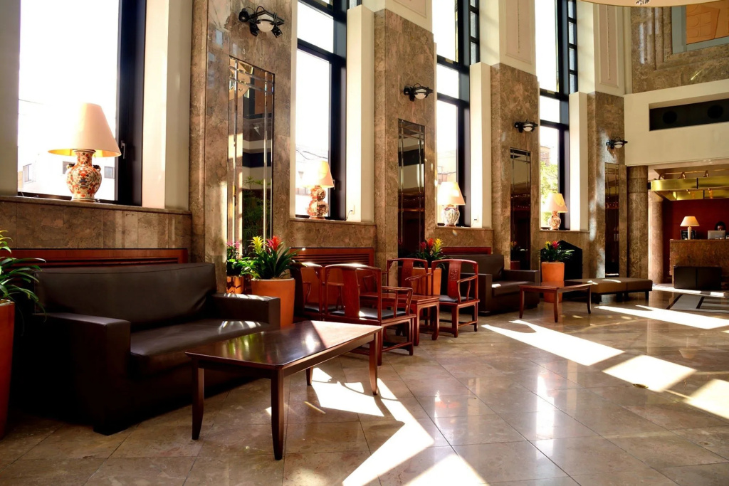 Lobby & Reception
