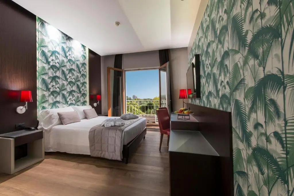 Park Double room (full double bed)
