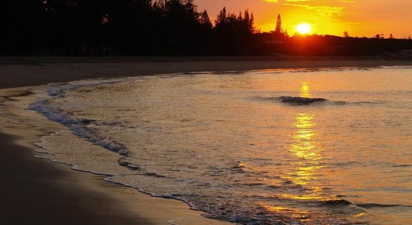 Beach & Waterfront