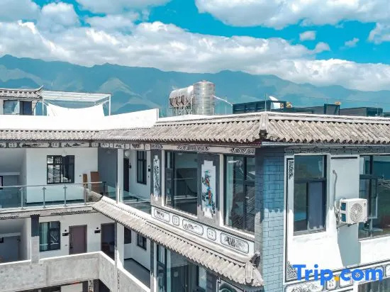 Zaihaiyifang Sunrise Seaview Homestay (Dali Qihai Branch)