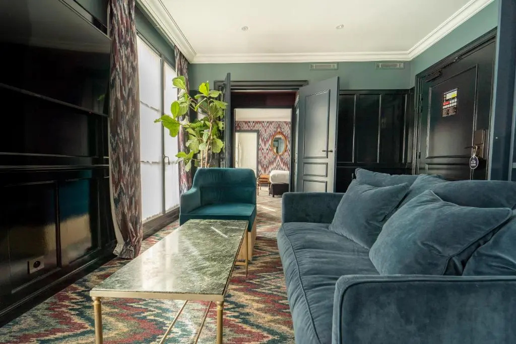 Hotel Monte Cristo 91