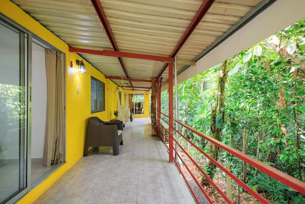 Balcony & Terrace