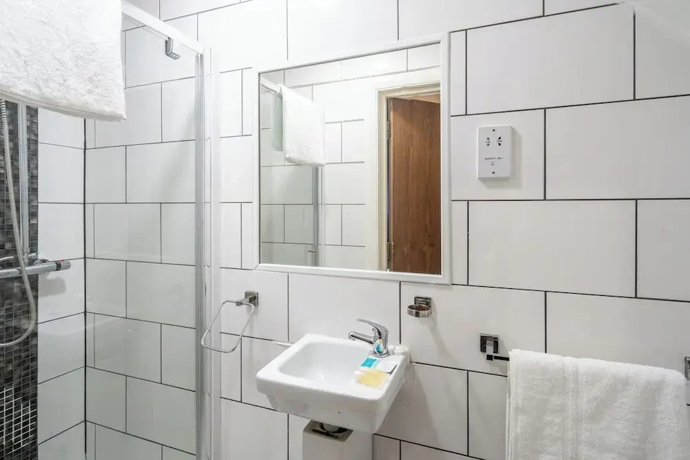 Standard Single room (single bed)