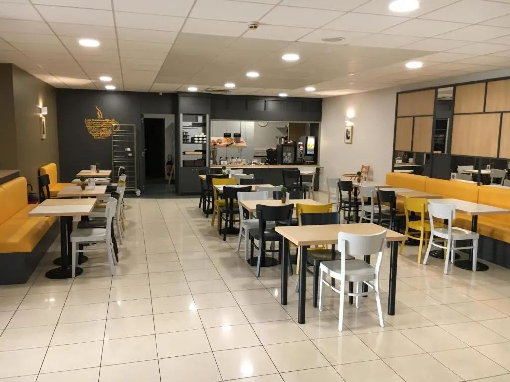 B&B HOTEL Villeneuve-Loubet Village - фото 19