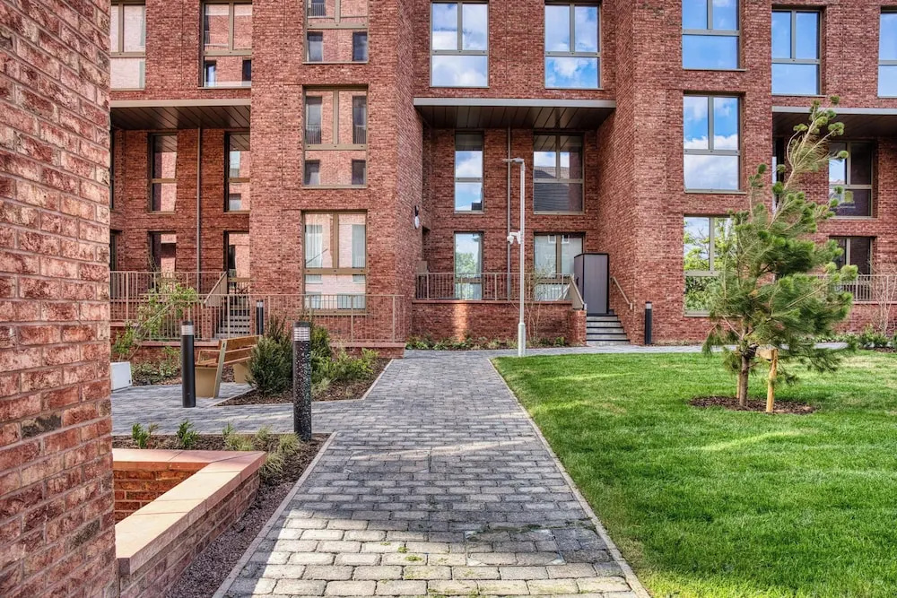 Trafford Garden Place with free car park