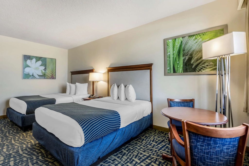 Best Western Cocoa Beach - Port Canaveral - Chambres
