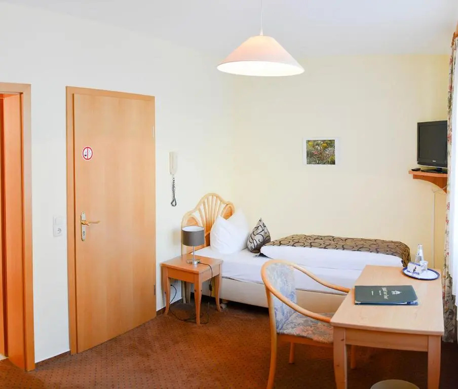 Hotel Zur Insel - Chambres