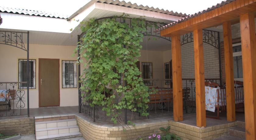 Galina Guesthouse