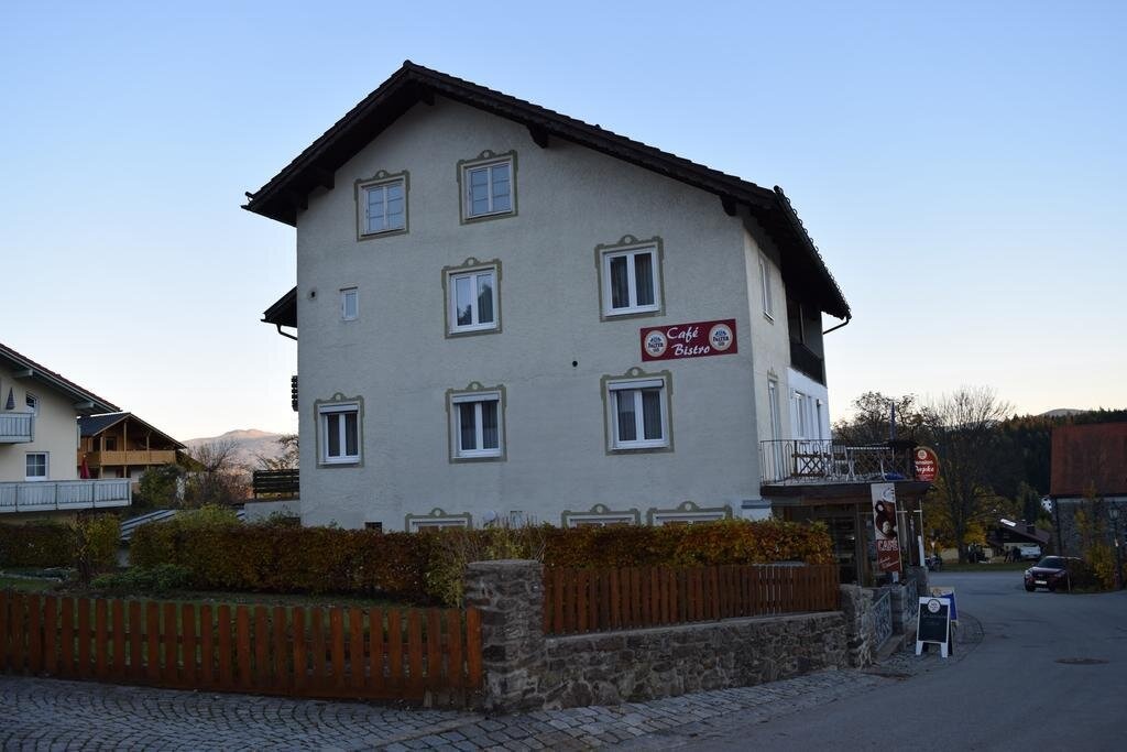Papke Pension Cafe