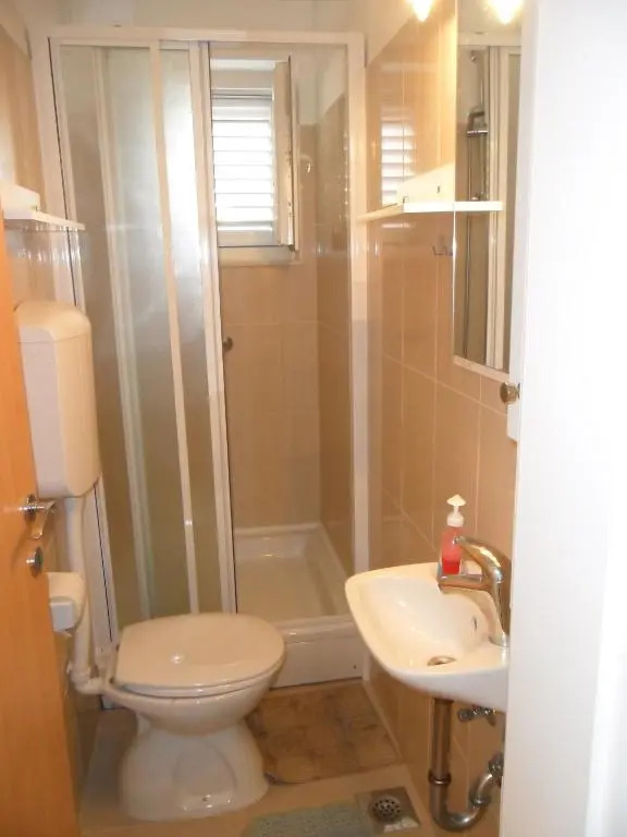 Guesthouse Niko - Chambres