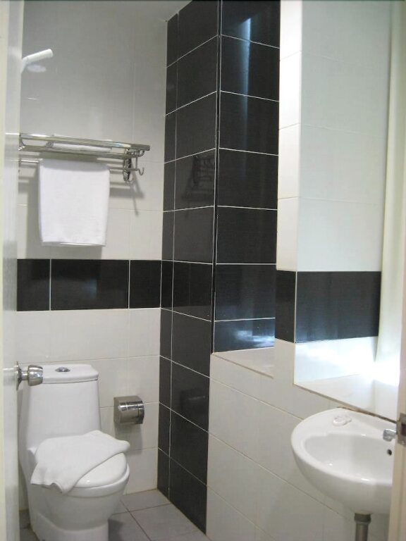 Hii-5 Hotel