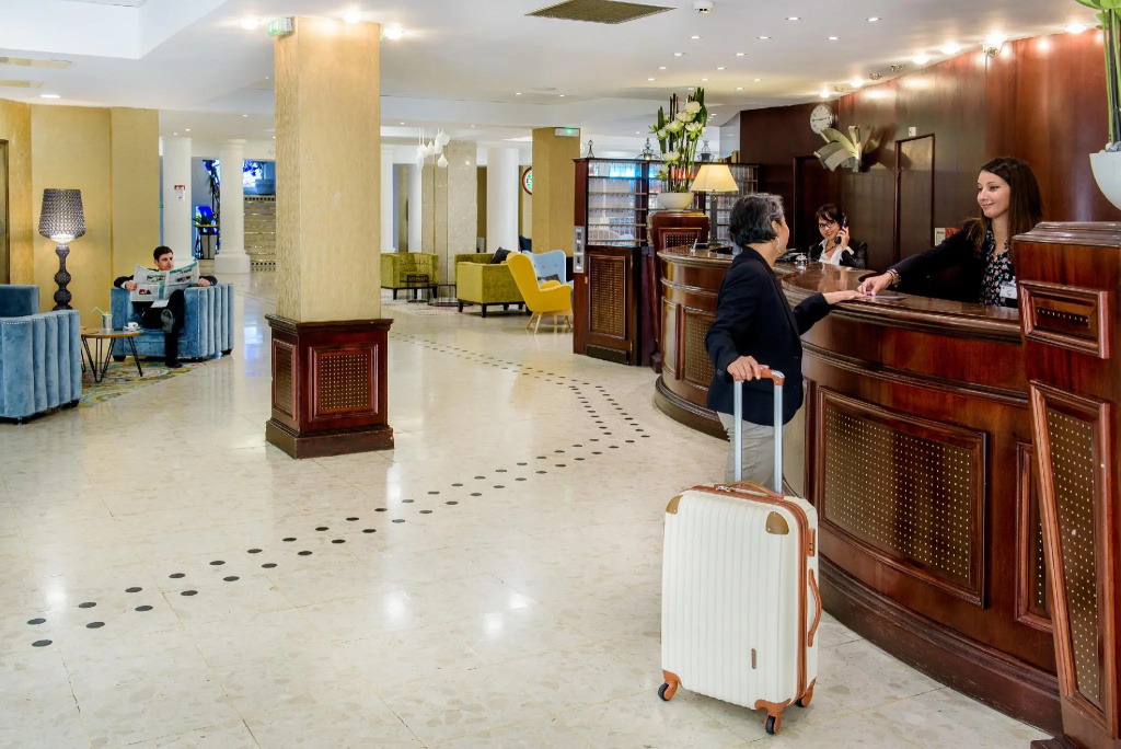 Hotel photo 12