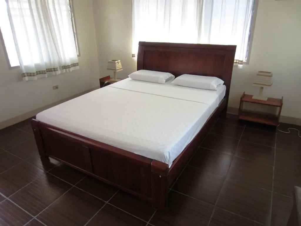 Double Cottage (full double bed)