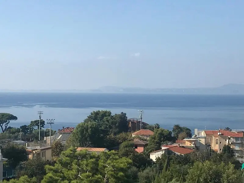 Standard Double room with balcony (full double bed)