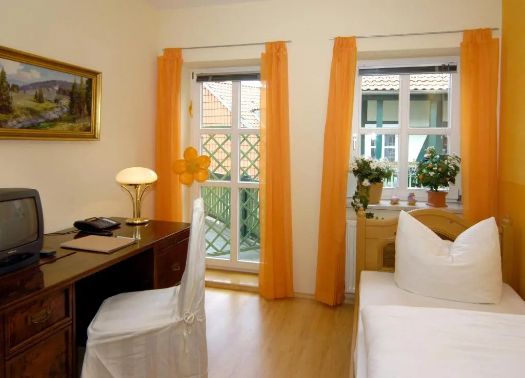 Standard Single room