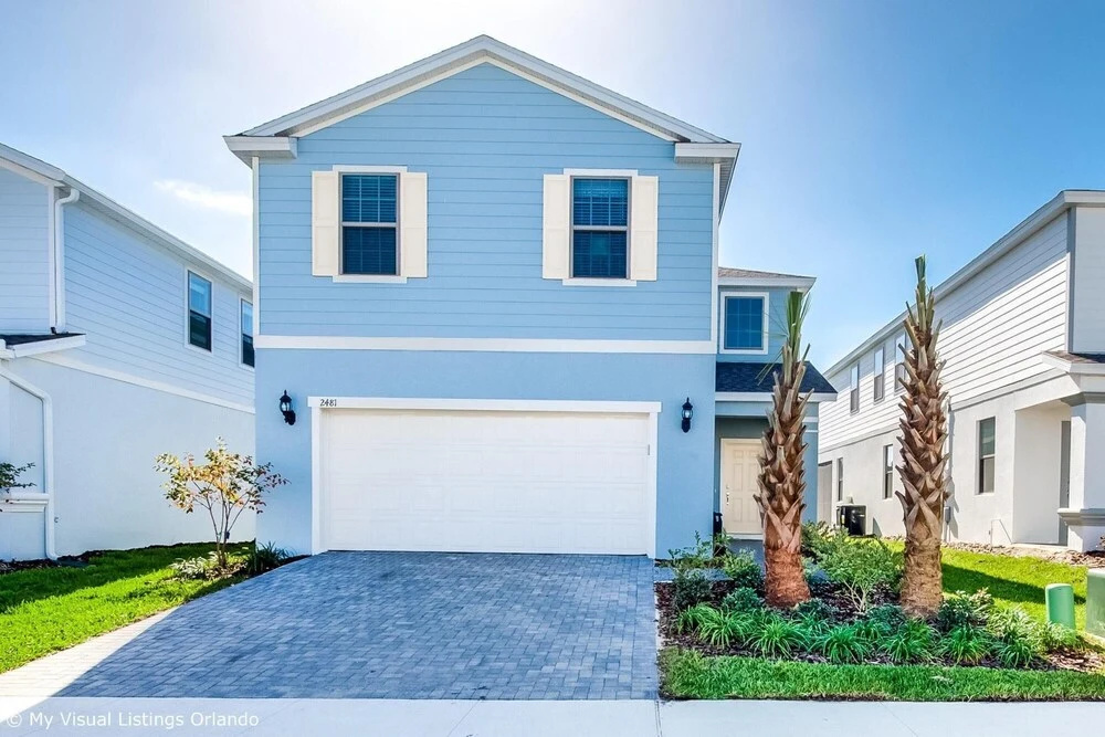 Resort Community and Private Pool 2481