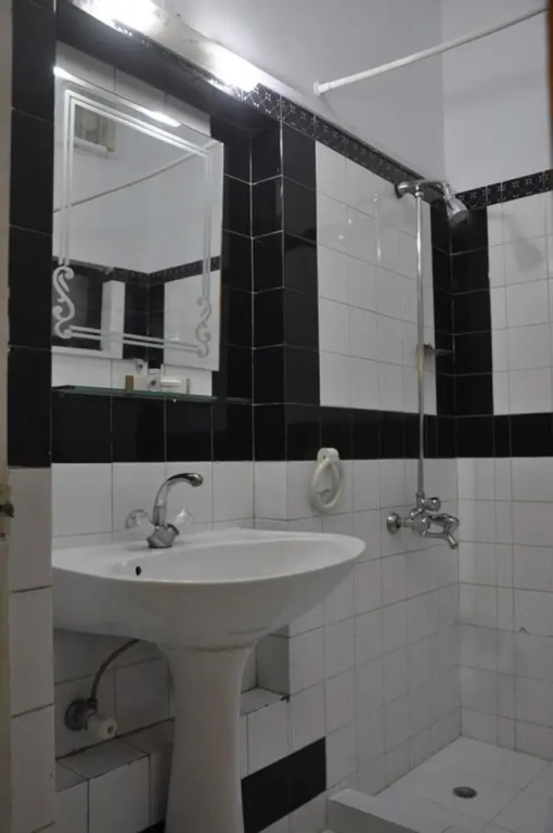 Herfa Inn Lahore - Chambres