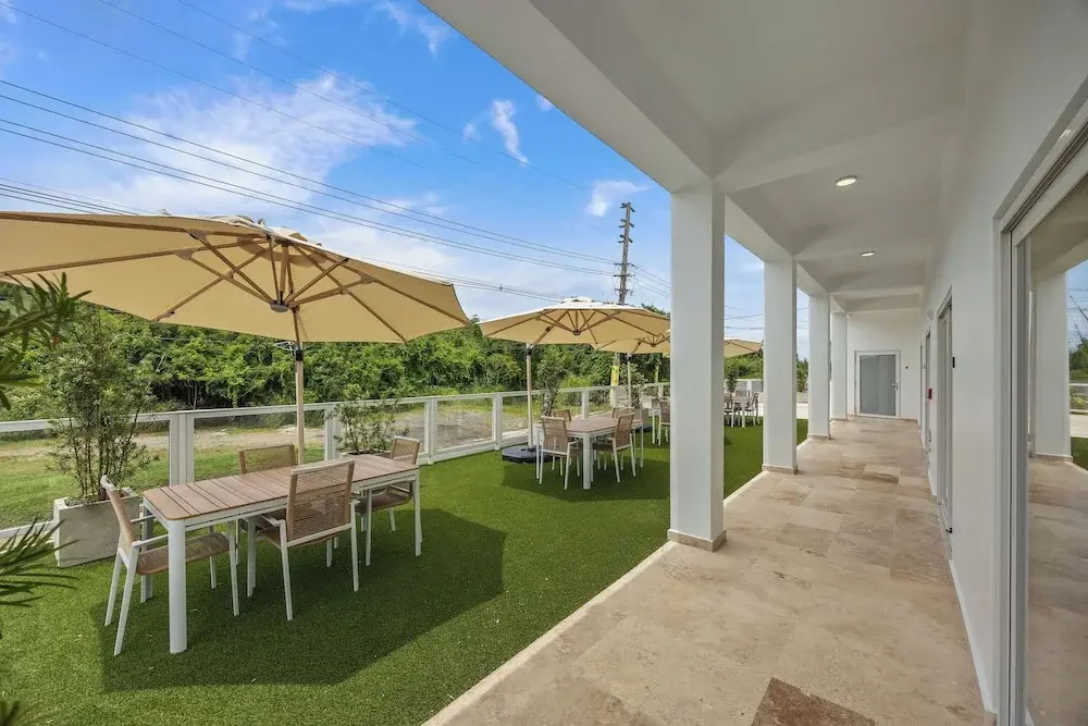 Anchors Hotel