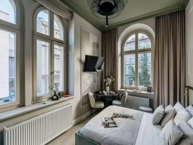 Premium Double Apartment (full double bed)
