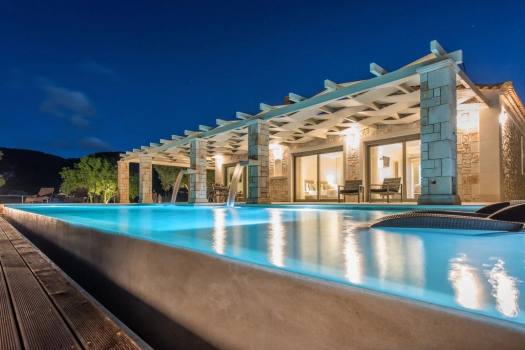 Artina Luxury Villa - 4