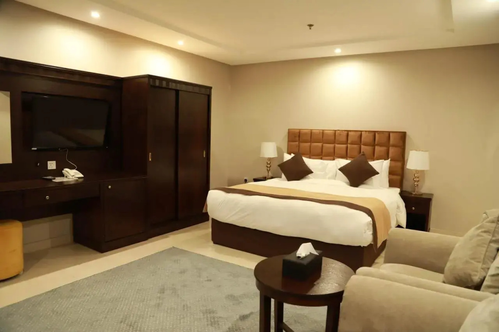 Hotel photo 12