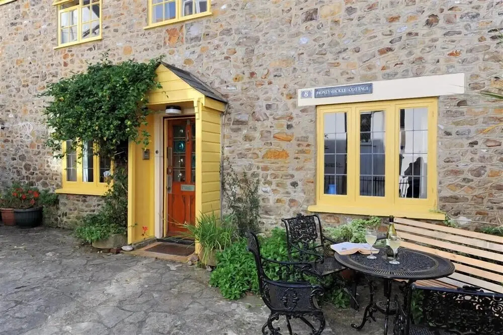 Honeysuckle Cottage