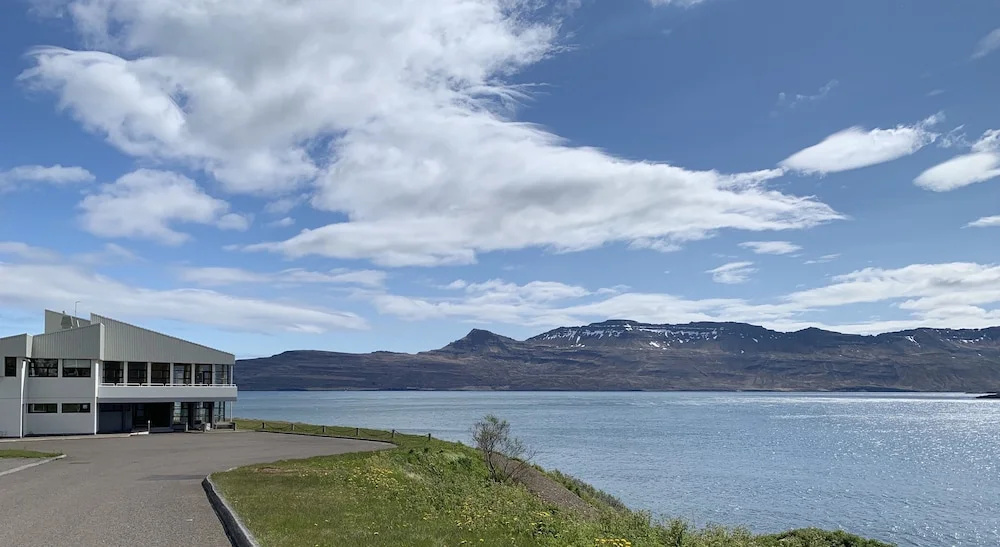 Beach & Waterfront