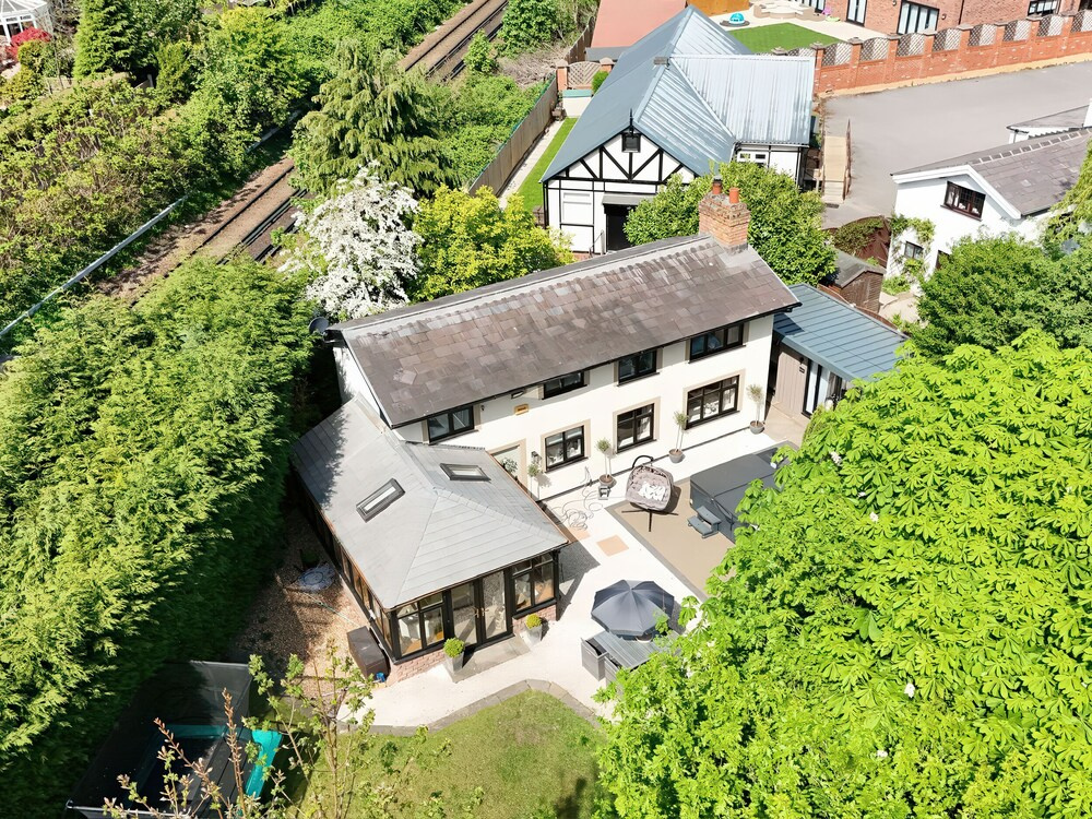 Rainbow Cottage