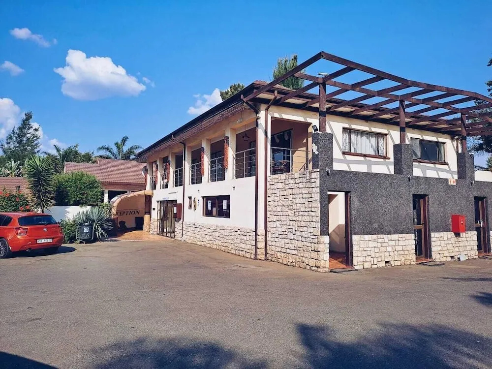 Ecotel Premier Lodge & Conference Centre