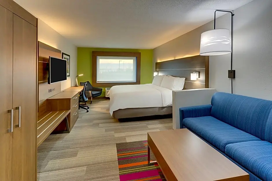 1 Bedroom Double Suite (full double bed)