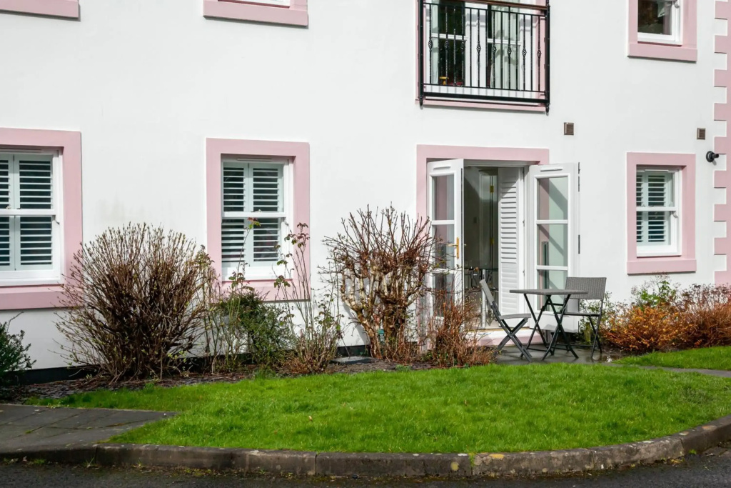 Keswick Ground floor apartment with parking