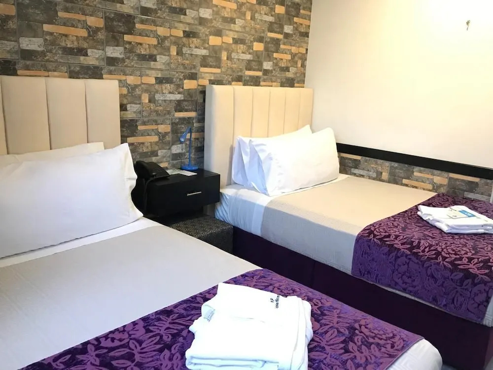 Standard Double room (twin beds)