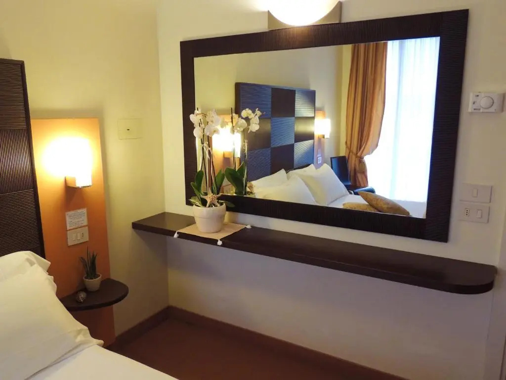 Economy room