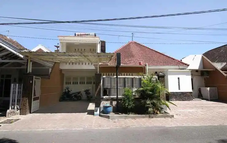 Menari Guest House