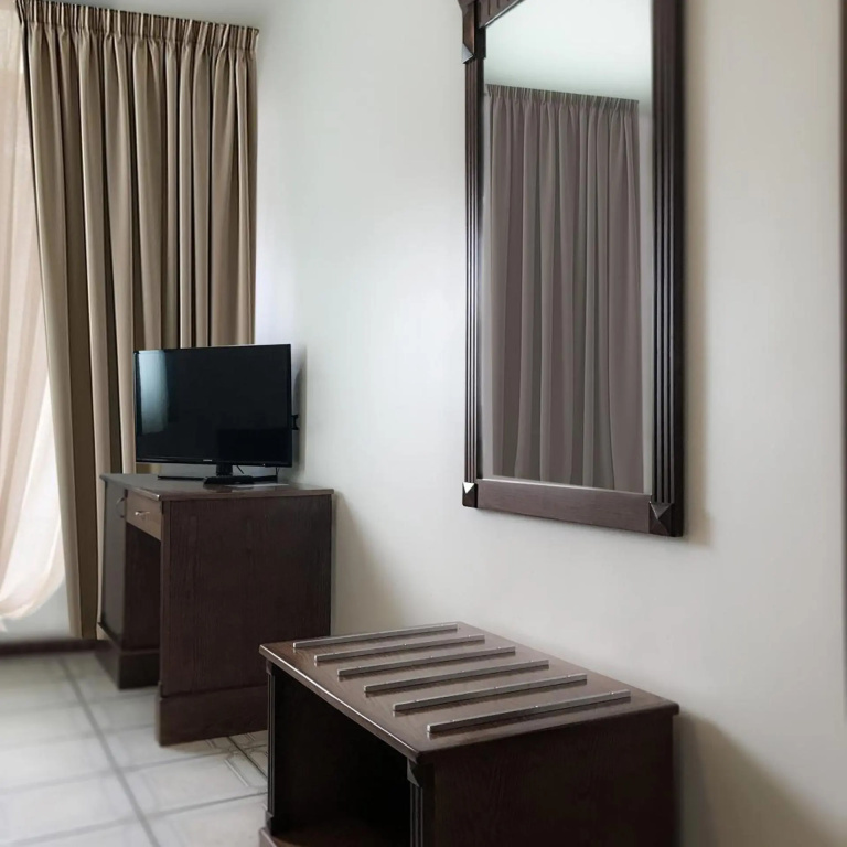 Hôtel Carpini — 4