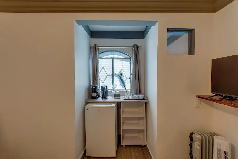 Economy room
