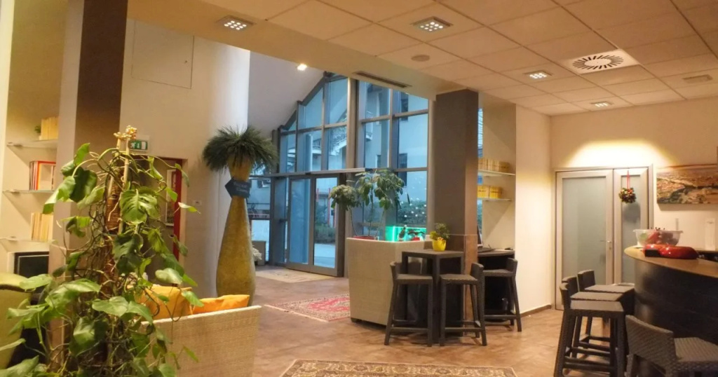 Hotel photo 2