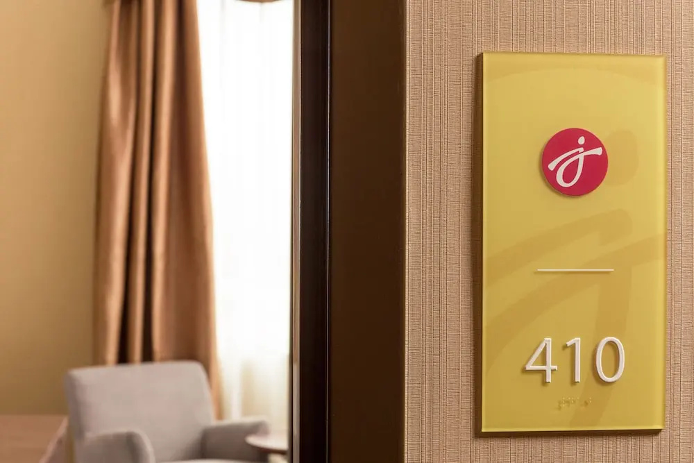 Jaslin Hotel - Chambres